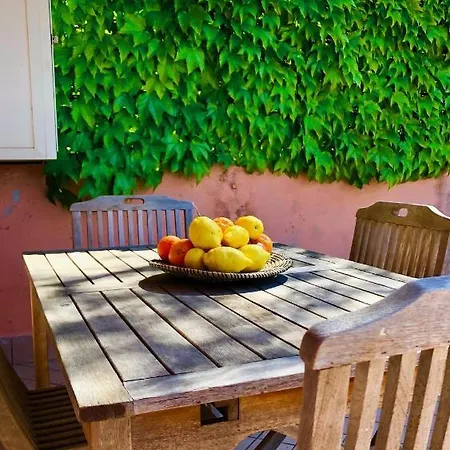 Couette-café B&b/ Appartments Capolavigna Vico Equense