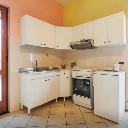 B&b/ Appartments Capolavigna *